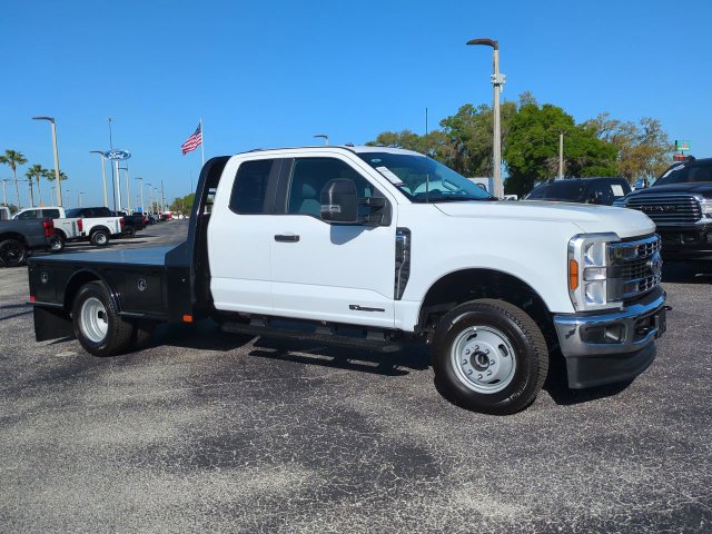 New 2026 Ford F350 XL w/ XL Chrome Package AWD/4WD image 2