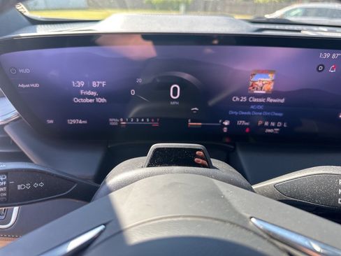 Certified 2025 Buick Enclave Avenir w/ Super Cruise Package image 18