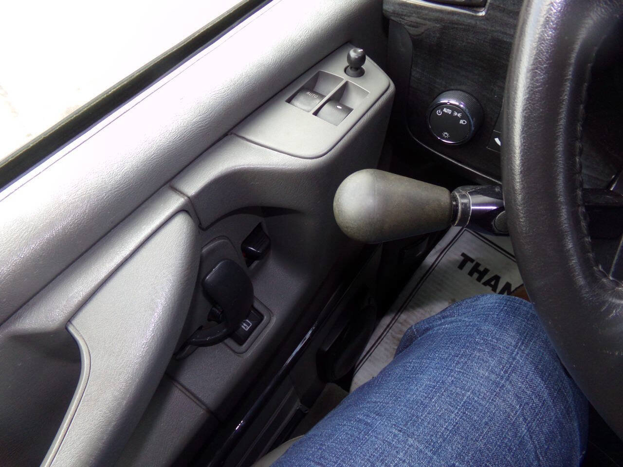 Used 2010 GMC Savana 1500 w/ Preferred Equipment Group RWD image 55