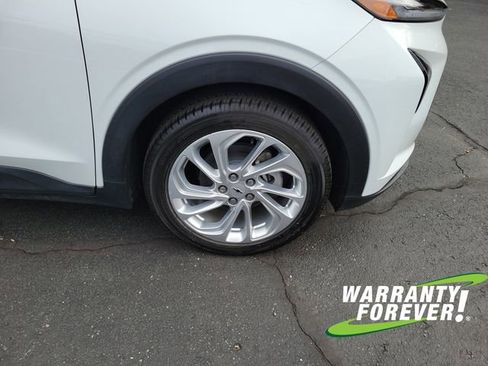 Used 2023 Chevrolet Bolt EUV LT image 19