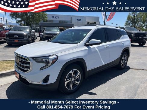 Used 2019 GMC Terrain SLT AWD/4WD image 1