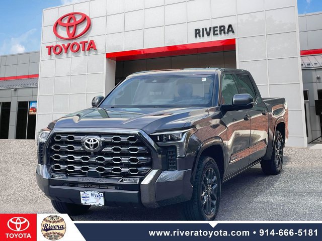 Certified 2022 Toyota Tundra Platinum w/ Advanced Package AWD/4WD image 4