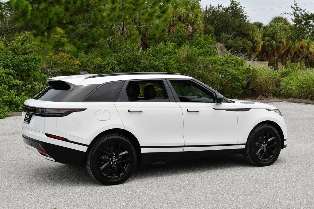 Used 2025 Land Rover Range Rover Velar Dynamic SE AWD/4WD image 6