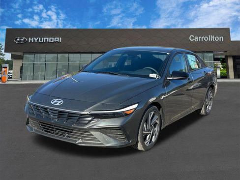 New 2025 Hyundai Elantra Sport image 1