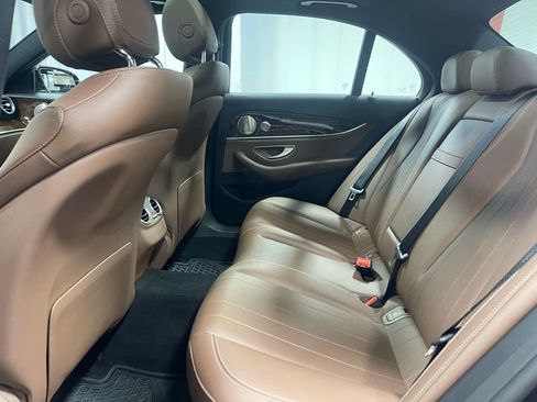 Used 2022 Mercedes-Benz E 350 4MATIC Sedan image 24