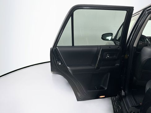 Used 2024 Toyota 4Runner TRD Off-Road Premium image 27