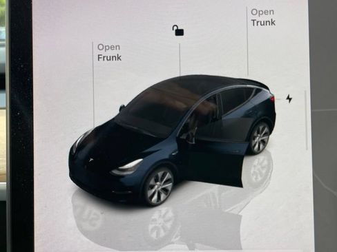 Used 2023 Tesla Model Y Performance AWD/4WD image 13