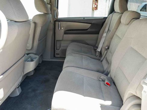 Used 2013 Honda Odyssey EX image 20