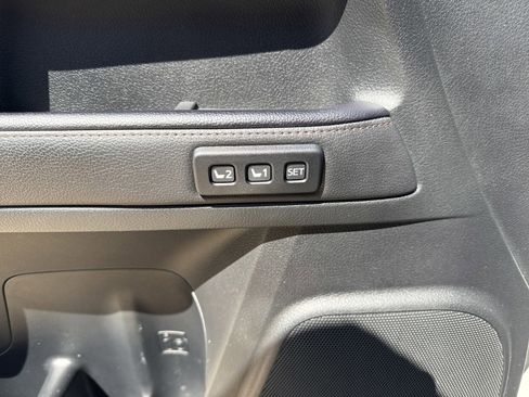 Used 2023 Toyota 4Runner Limited image 13