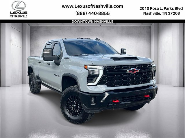 Used 2024 Chevrolet Silverado 2500 ZR2 w/ Technology Package AWD/4WD image 1
