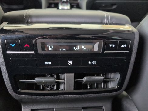 Certified 2026 Acura MDX w/ Technology Package image 41