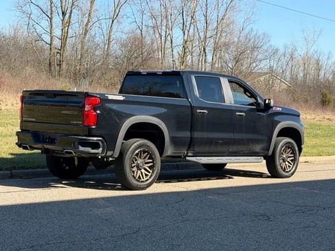 Used 2020 Chevrolet Silverado 1500 Custom Trail Boss w/ Custom Convenience Package image 27