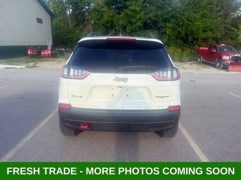 Used 2019 Jeep Cherokee Trailhawk w/ Cold Weather Group AWD/4WD image 4