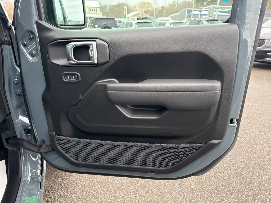 New 2026 Jeep Wrangler Sport AWD/4WD image 25