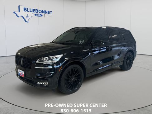 Used 2023 Lincoln Aviator Reserve w/ Equipment Group 201A AWD/4WD image 1
