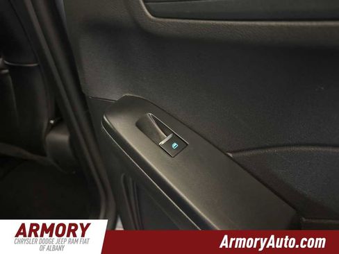 Used 2024 Ford Escape ST-Line image 30