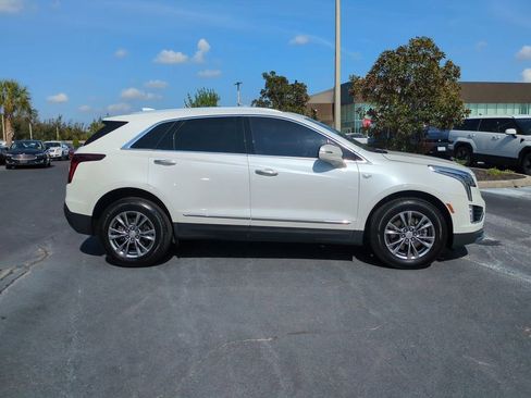 Used 2021 Cadillac XT5 Premium Luxury image 4
