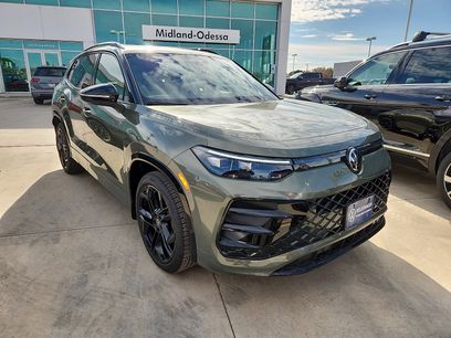 New 2026 Volkswagen Tiguan SE R-Line