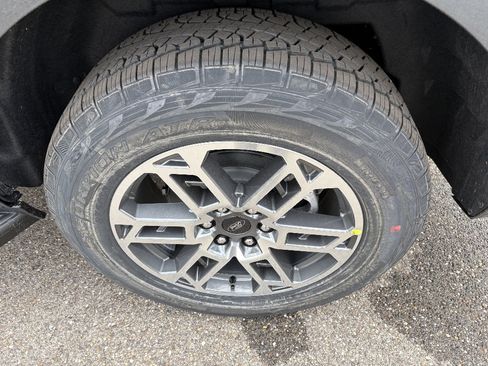 New 2026 Ford Expedition Max Active image 10