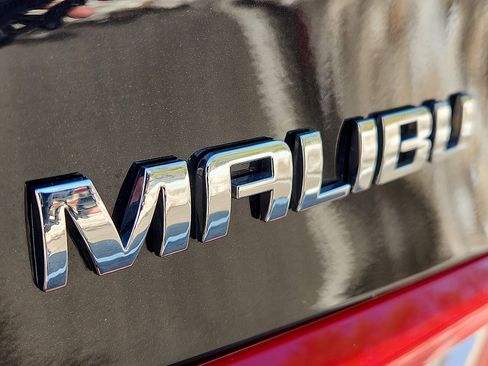 Used 2024 Chevrolet Malibu LS image 29