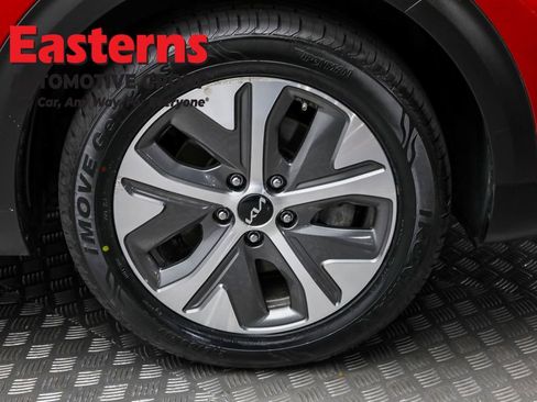 Used 2022 Kia Niro EX w/ Cold Weather Package image 29