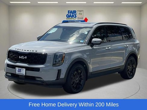 Used 2022 Kia Telluride SX w/ Nightfall Edition Package AWD/4WD image 1