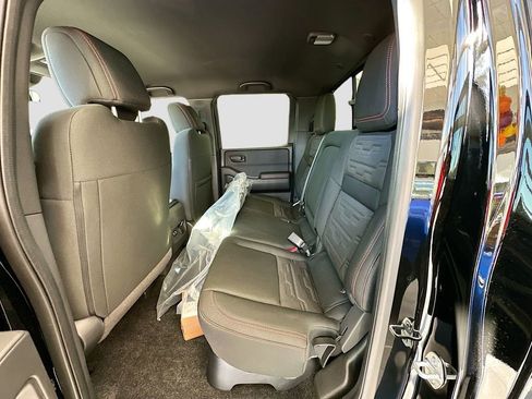 New 2026 Nissan Frontier PRO-4X w/ Pro-4x Convenience Package image 25