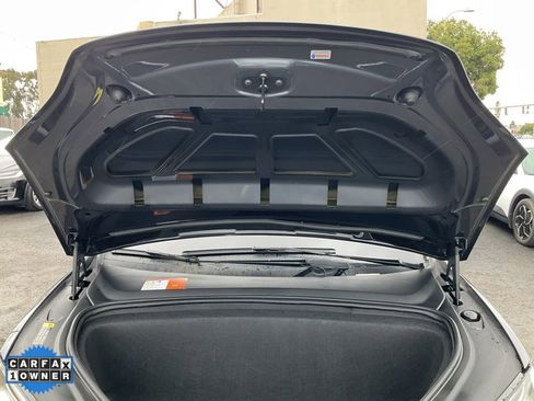 Used 2018 Tesla Model X 100D image 12