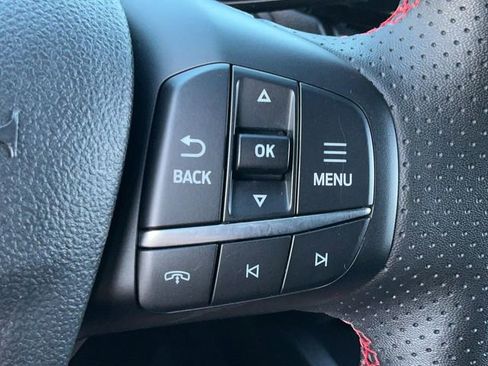 Used 2024 Ford Escape ST-Line image 25