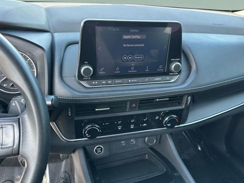 Certified 2021 Nissan Rogue S FWD image 24