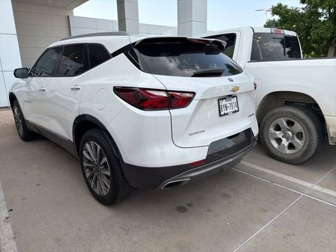 Used 2022 Chevrolet Blazer Premier w/ Enhanced Convenience Package FWD image 4