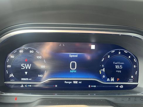 Used 2022 Chevrolet Tahoe RST w/ Sport Performance Package image 12