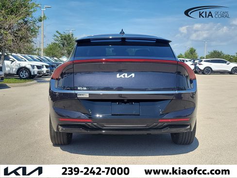 New 2025 Kia EV6 Wind RWD image 5