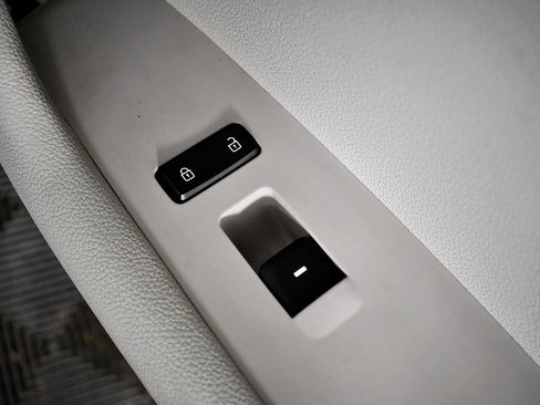 Used 2015 Hyundai Sonata SE image 33