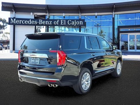 Used 2024 GMC Yukon Denali AWD/4WD image 3