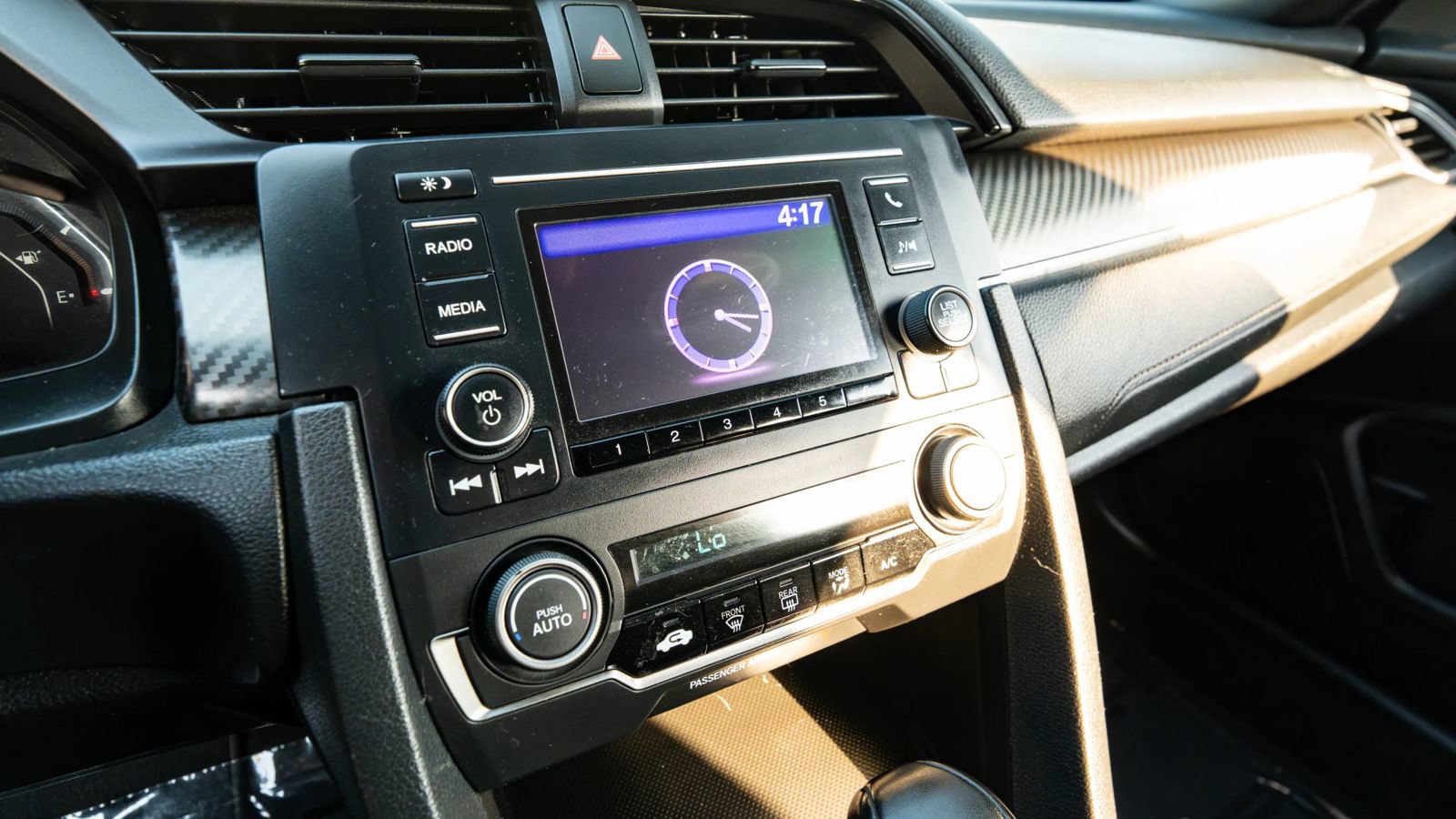 Used 2018 Honda Civic Sport image 40