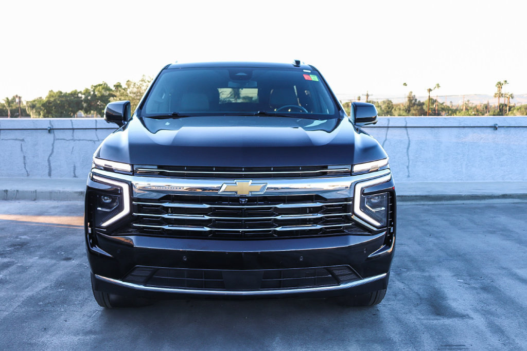 Used 2025 Chevrolet Tahoe LT AWD/4WD image 3