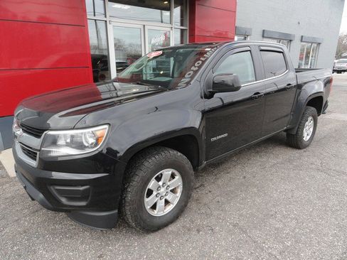 Used 2017 Chevrolet Colorado W/T w/ WT Convenience Package image 2