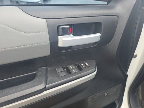 Used 2019 Toyota Tundra Limited image 18
