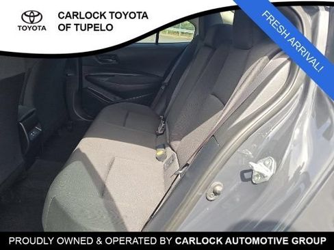 Used 2025 Toyota Corolla LE FWD image 9