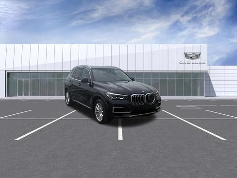 Used 2023 BMW X5 xDrive40i w/ Premium Package AWD/4WD image 1