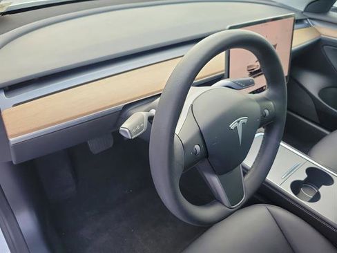 Used 2022 Tesla Model 3 Long Range image 35