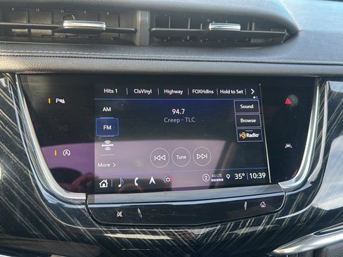 Used 2023 Cadillac XT6 Premium Luxury image 38