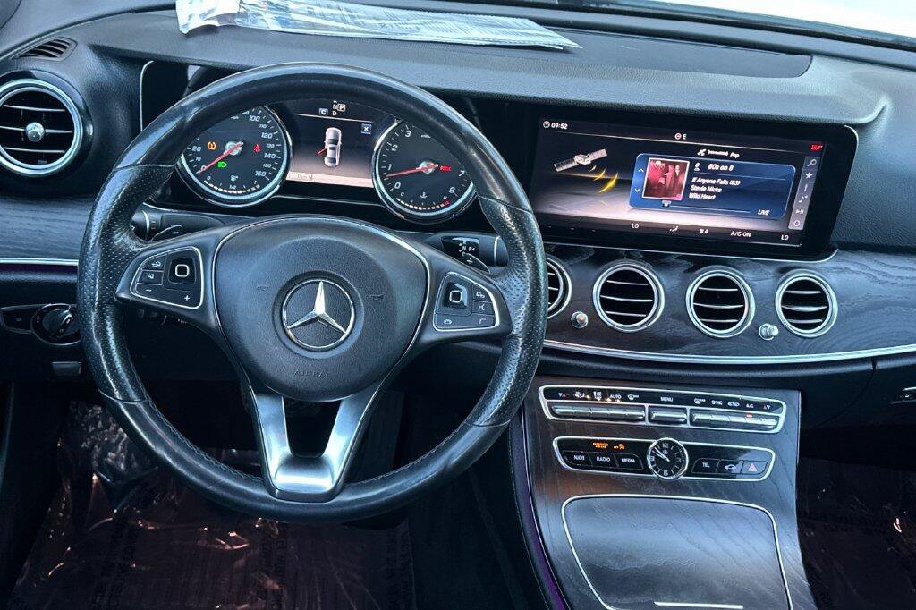 Used 2018 Mercedes-Benz E 300 w/ Premium 1 Package image 14