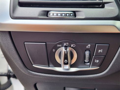 Used 2023 BMW X4 xDrive30i image 24