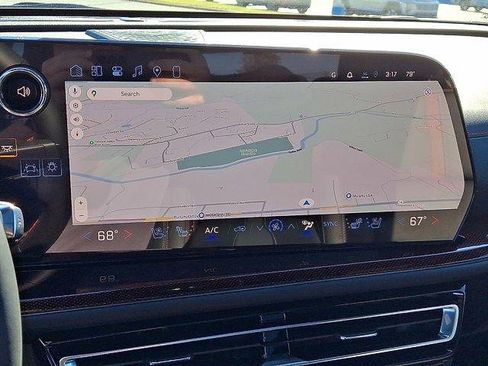 New 2026 Chevrolet Traverse RS w/ LPO, Floor Liner Package image 8