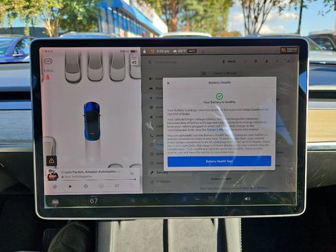 Used 2022 Tesla Model Y Long Range image 11