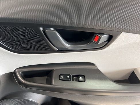 Used 2023 Hyundai Kona SEL image 14