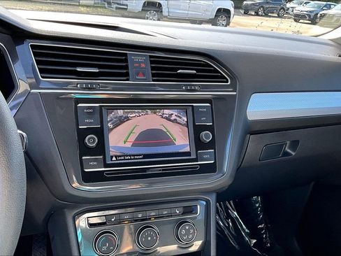 Certified 2022 Volkswagen Tiguan S FWD image 27