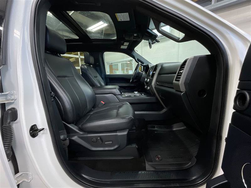 Used 2020 Ford Expedition XLT w/ Equipment Group 202A RWD image 29